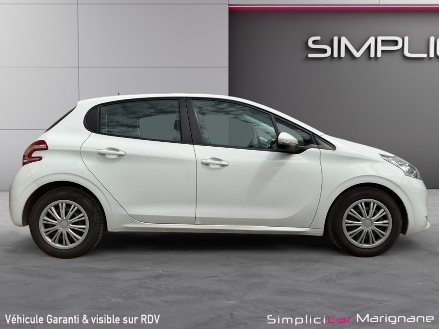 PEUGEOT d'occasion 208 1.6 E-HDI 92 ACTIVE de 2012 Marignane (13)﻿