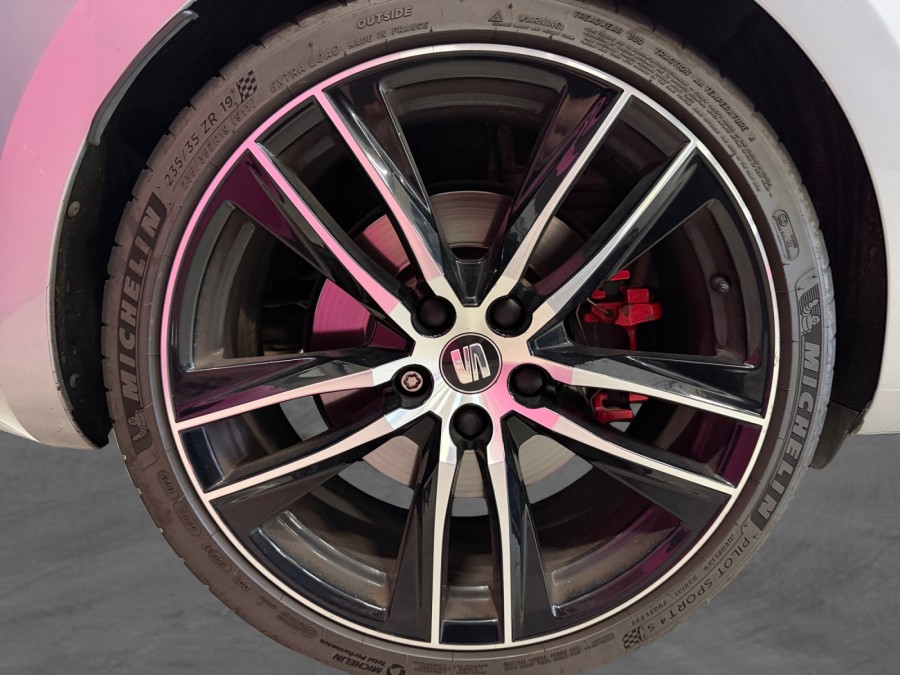 SEAT d'occasion LEON 2.0 TSI 300 CUPRA R DSG de 2018 Andrezieux (42)﻿