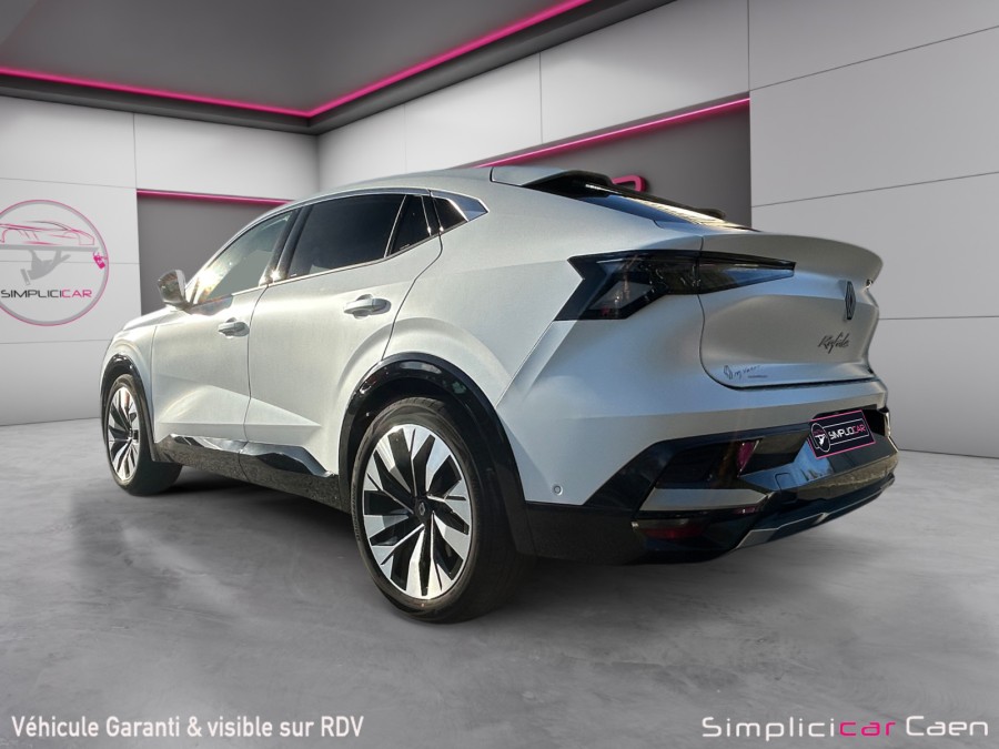 RENAULT d'occasion RAFALE 1.2 E-TECH 200 ESPRIT ALPINE de 2024 Caen