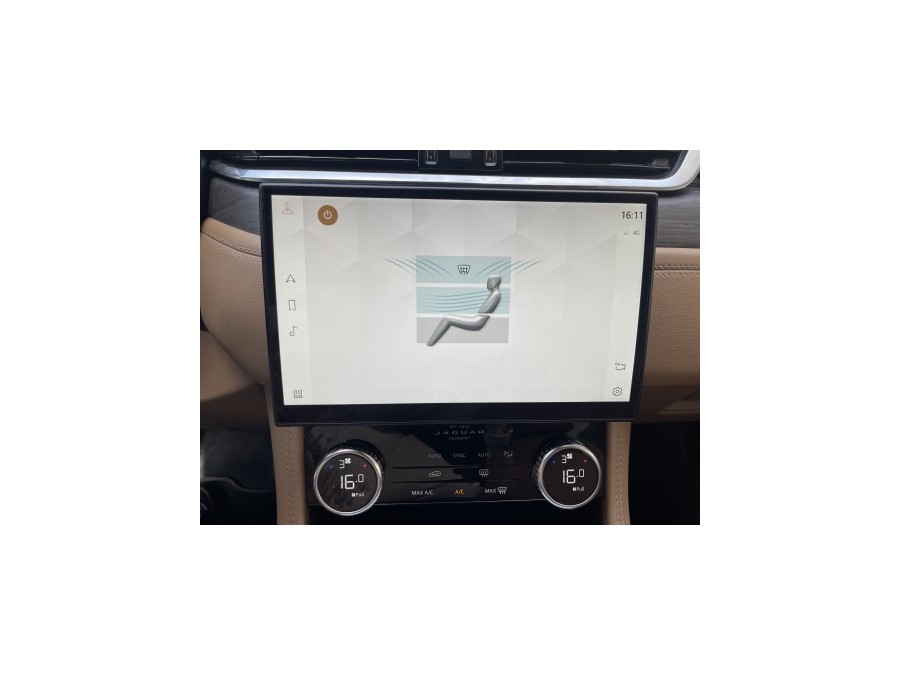 JAGUAR d'occasion FPACE 2 D165 MHEV SE AWD AUTO de 2021 Paris 15 (75)﻿