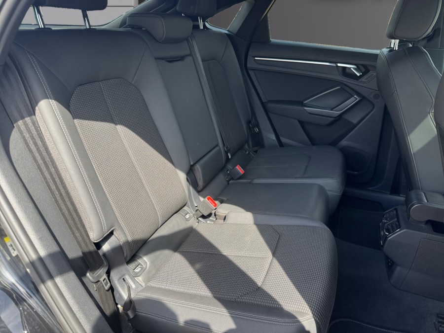 AUDI d'occasion Q3 35 TFSI 150 S LINE S TRONIC de 2020 Evreux (27)﻿