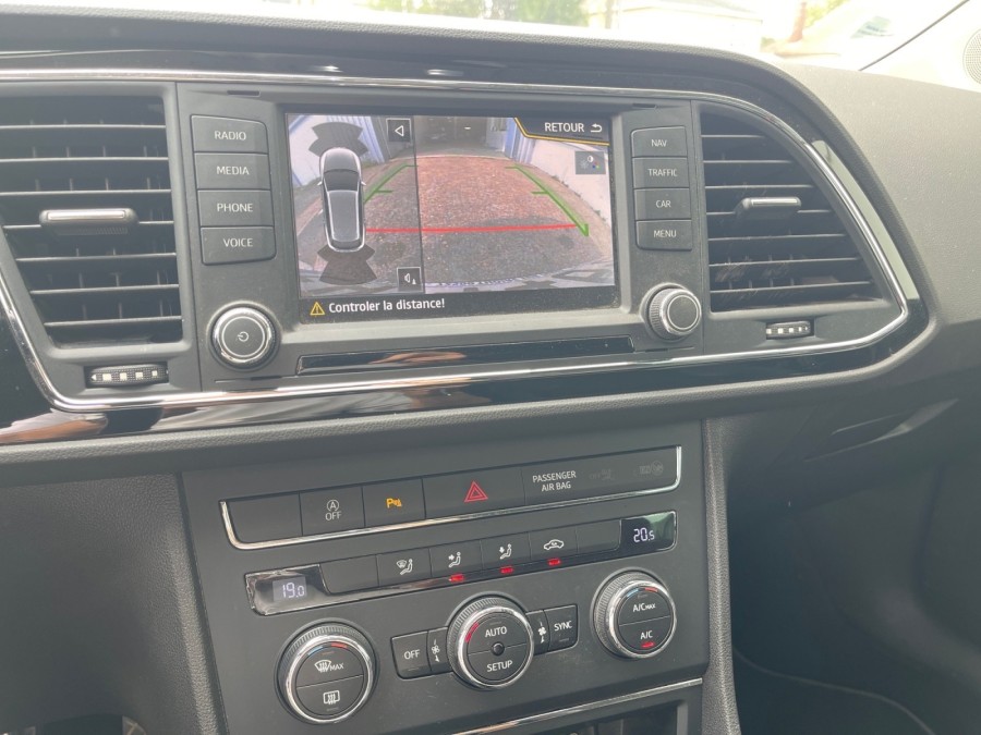 SEAT d'occasion LEON III ST 2 TDI 150 PREMIUM de 2016 La Flèche (72)﻿