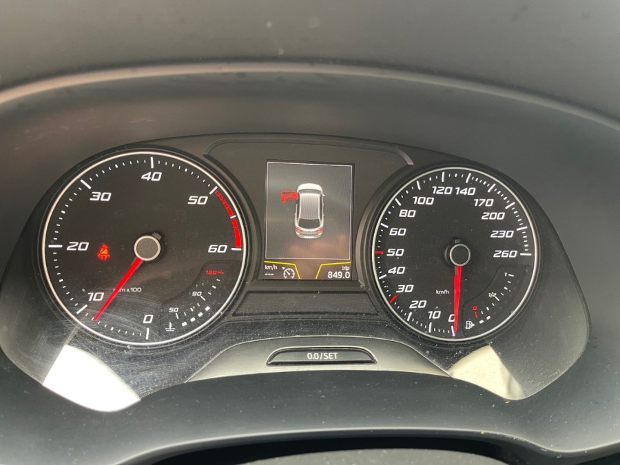 SEAT d'occasion LEON III ST 2 TDI 150 PREMIUM de 2016 La Flèche (72)﻿
