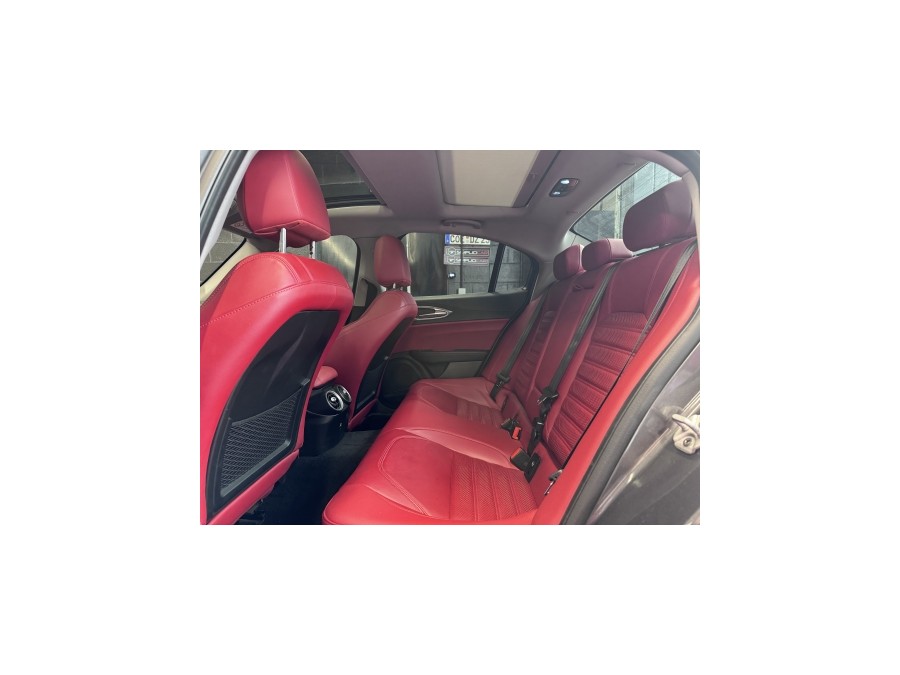 ALFA ROMEO d'occasion GIULIA 2.2 JTD 210ch Veloce Q4 AT8 MY20 de 2019