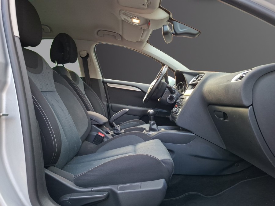 CITROEN d'occasion C4 II 1.6 VTI 120 confort de 2012 Montreuil (93)﻿