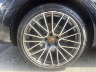 PORSCHE d'occasion CAYENNE 3.0 V6 E-HYBRID COUPE de 2021 Frejus (83)﻿