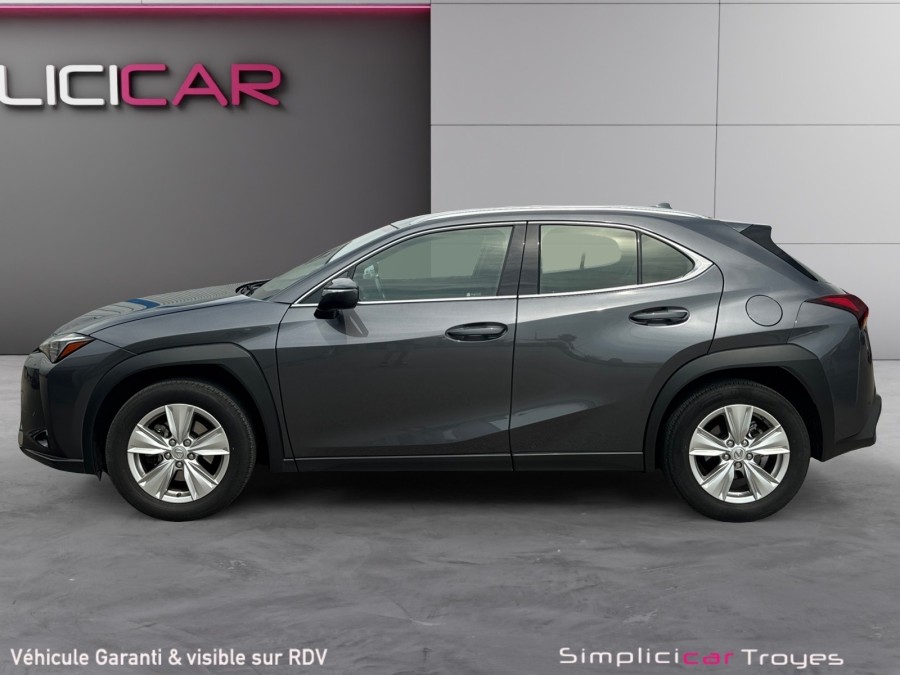 LEXUS d'occasion UX 250h Pack Business Plus 2WD de 2022 Troyes (10)﻿