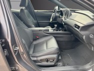 LEXUS d'occasion UX 250h Pack Business Plus 2WD de 2022 Troyes (10)﻿