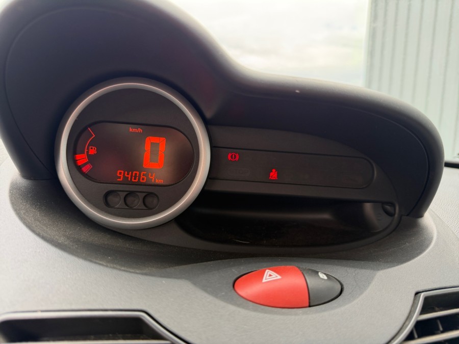 RENAULT d'occasion TWINGO 1.2 LEV 16v 75ch Authentique de 2010 Arras