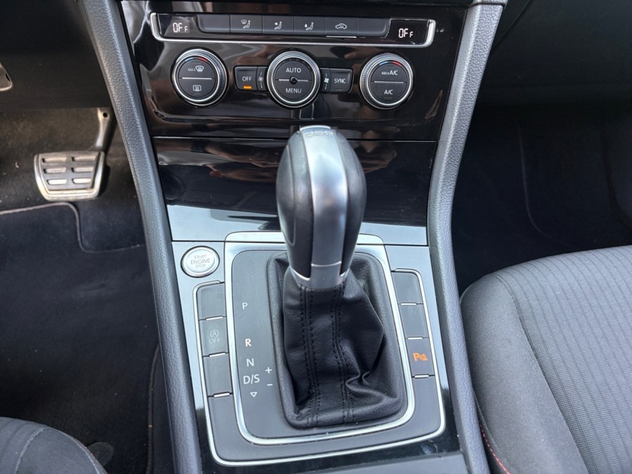 VOLKSWAGEN d'occasion GOLF VII 1.4 TSI 125 CONFORTLINE DSG AUTO de