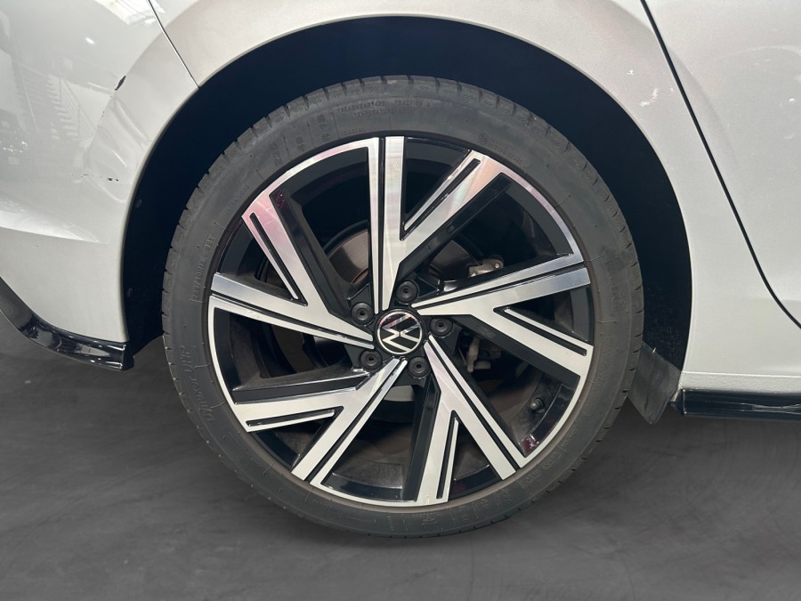 VOLKSWAGEN d'occasion GOLF VIII 2.0 TDI 150  R-LINE DSG de 2021 Lyon