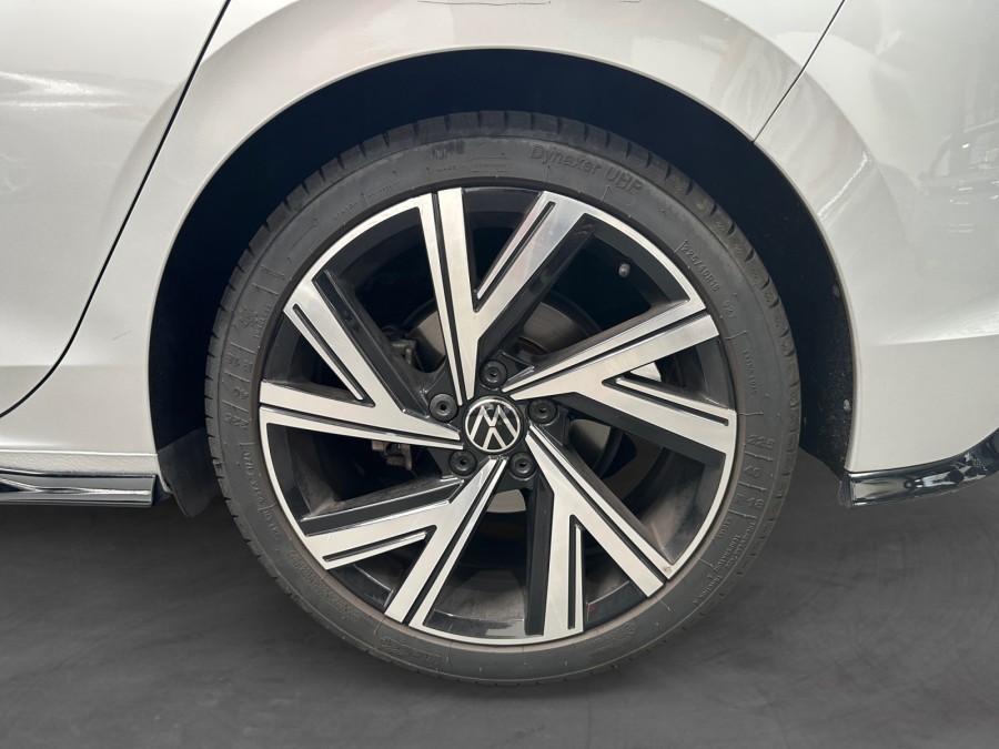 VOLKSWAGEN d'occasion GOLF VIII 2.0 TDI 150  R-LINE DSG de 2021 Lyon