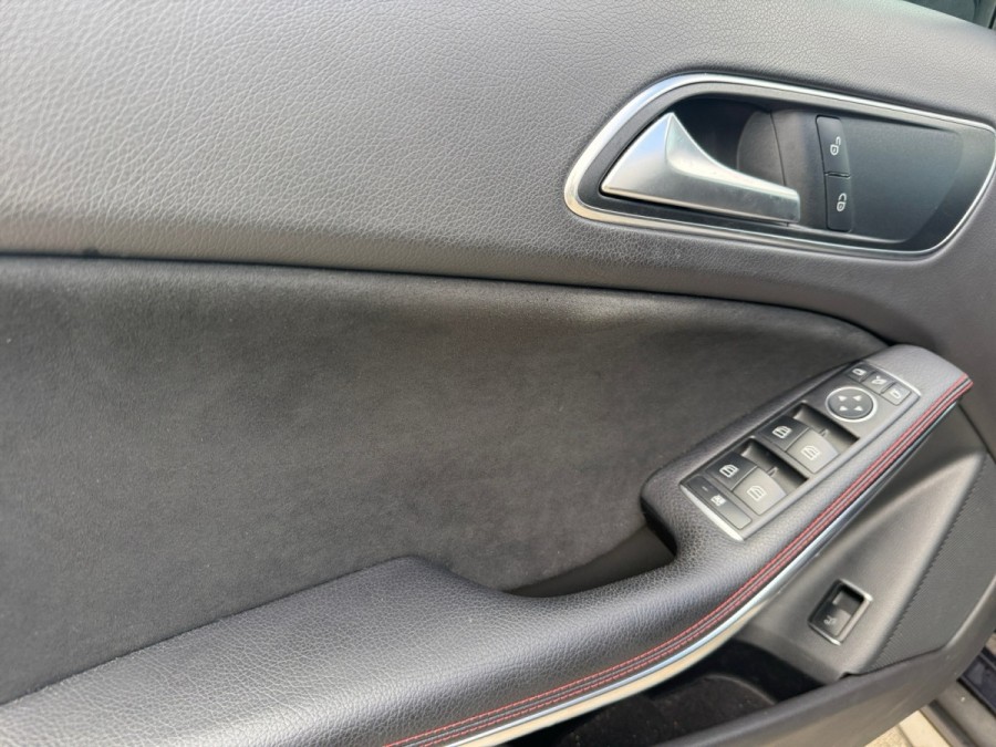 MERCEDES d'occasion GLA 45 AMG de 2017 Pontarlier (25)﻿