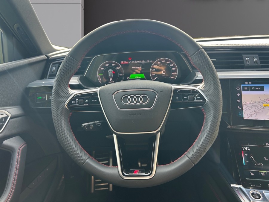 AUDI d'occasion Q8 Q8 E-TRON DAKAR de 2025 Cannes (06)﻿