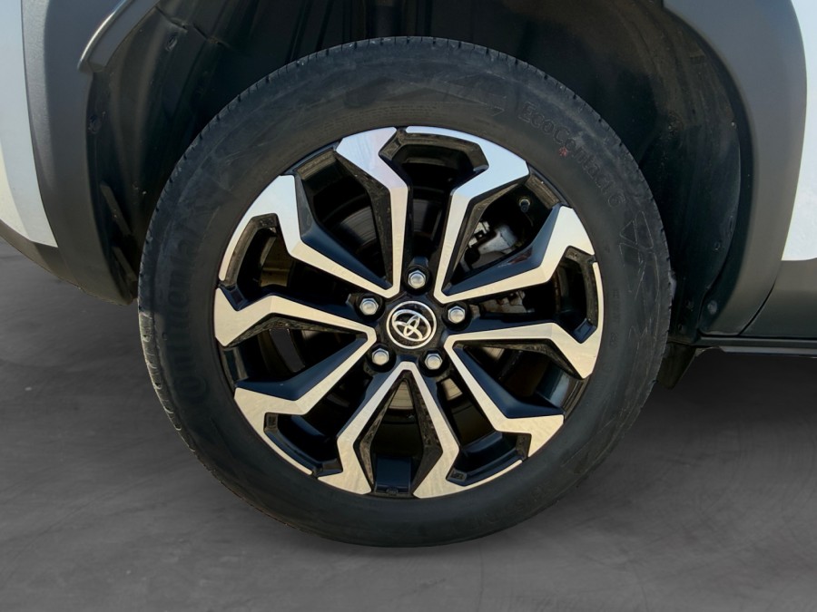 TOYOTA d'occasion YARIS 116H DESIGN de 2023 Royan (17)﻿