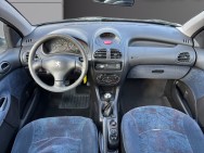 PEUGEOT d'occasion 206 1.6 XT PREMIUM de 1999 Reims Tinqueux (51)﻿