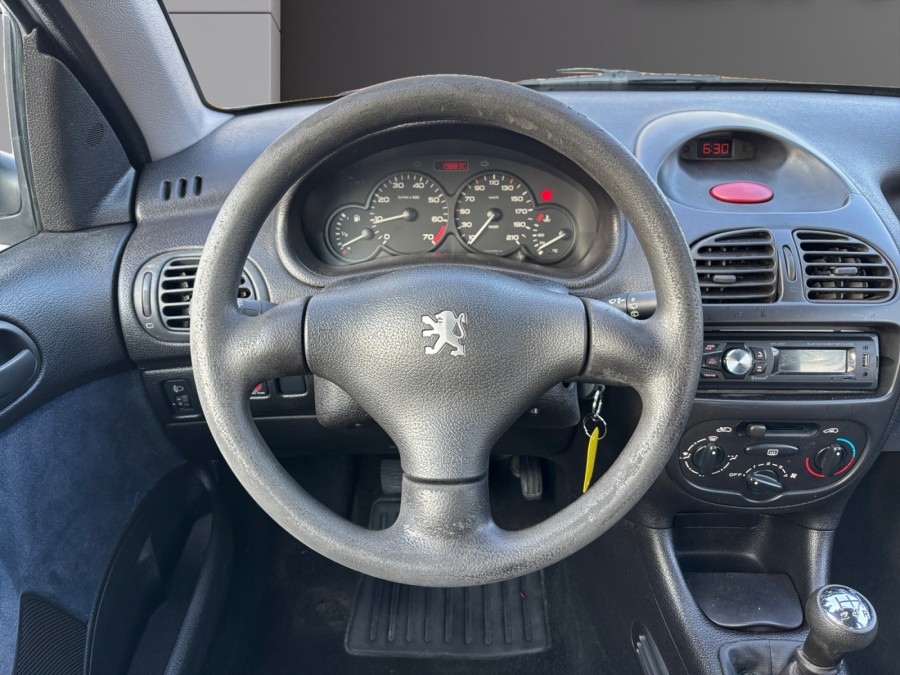 PEUGEOT d'occasion 206 1.6 XT PREMIUM de 1999 Reims Tinqueux (51)﻿