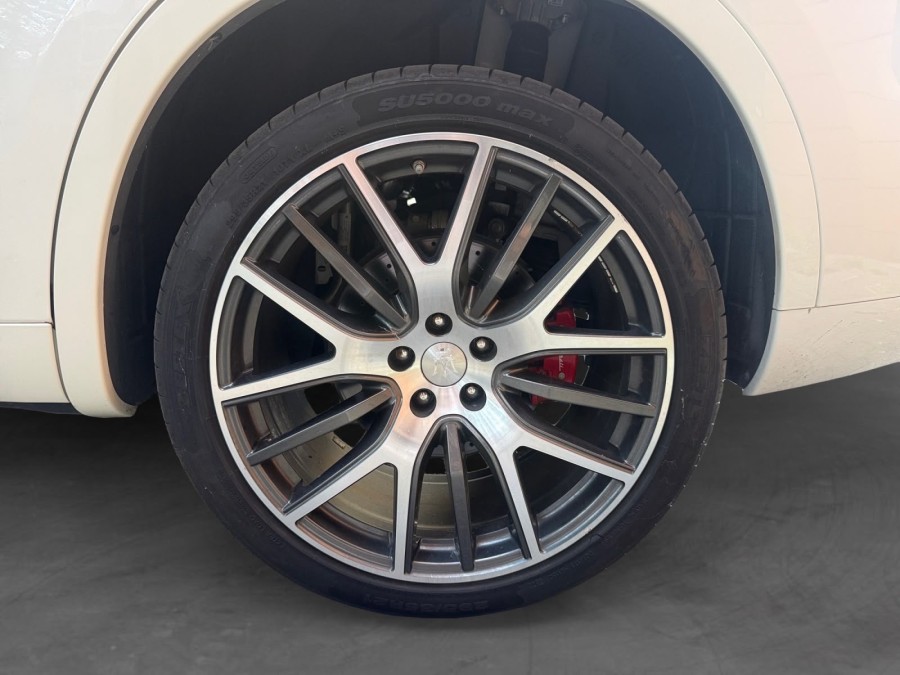 MASERATI d'occasion LEVANTE 3.0 V6 410 S Q4 de 2017 Montreuil (93)﻿