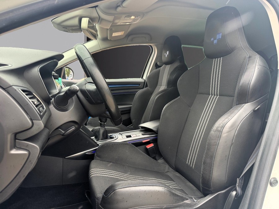 RENAULT d'occasion MEGANE III 1.6 DCI 130 GT LINE de 2016 Evreux (27)﻿