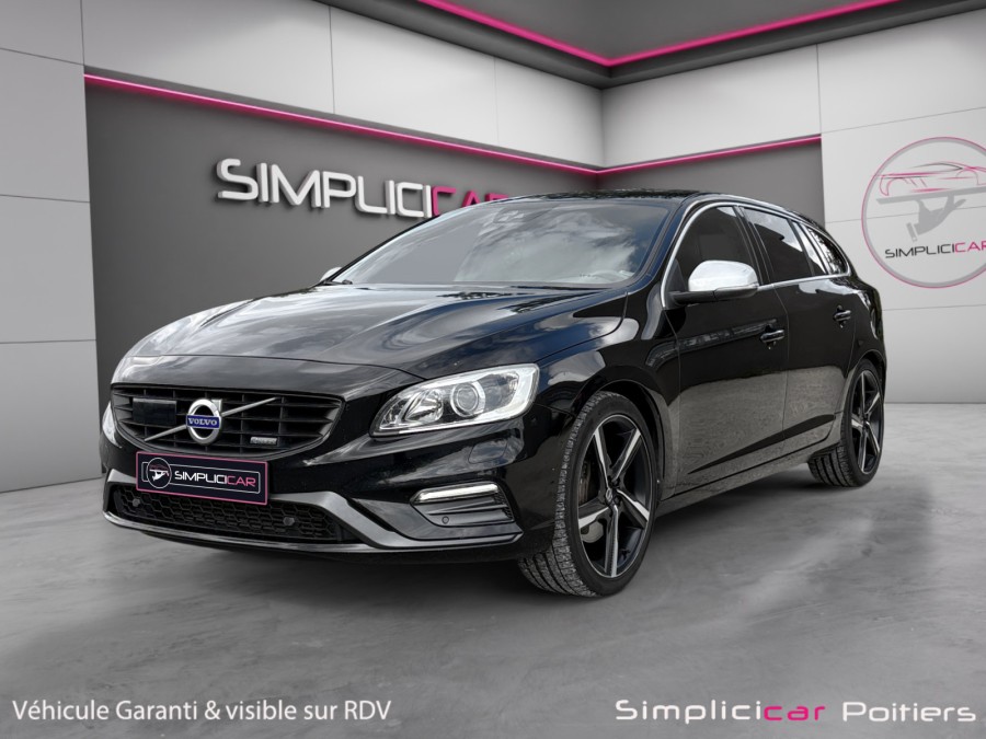 VOLVO d'occasion V60 2 D5 225 MOMENTUM GEARTRONIC AUTO de 2015