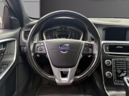 VOLVO d'occasion V60 2 D5 225 MOMENTUM GEARTRONIC AUTO de 2015