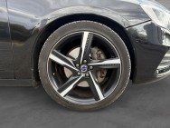 VOLVO d'occasion V60 2 D5 225 MOMENTUM GEARTRONIC AUTO de 2015