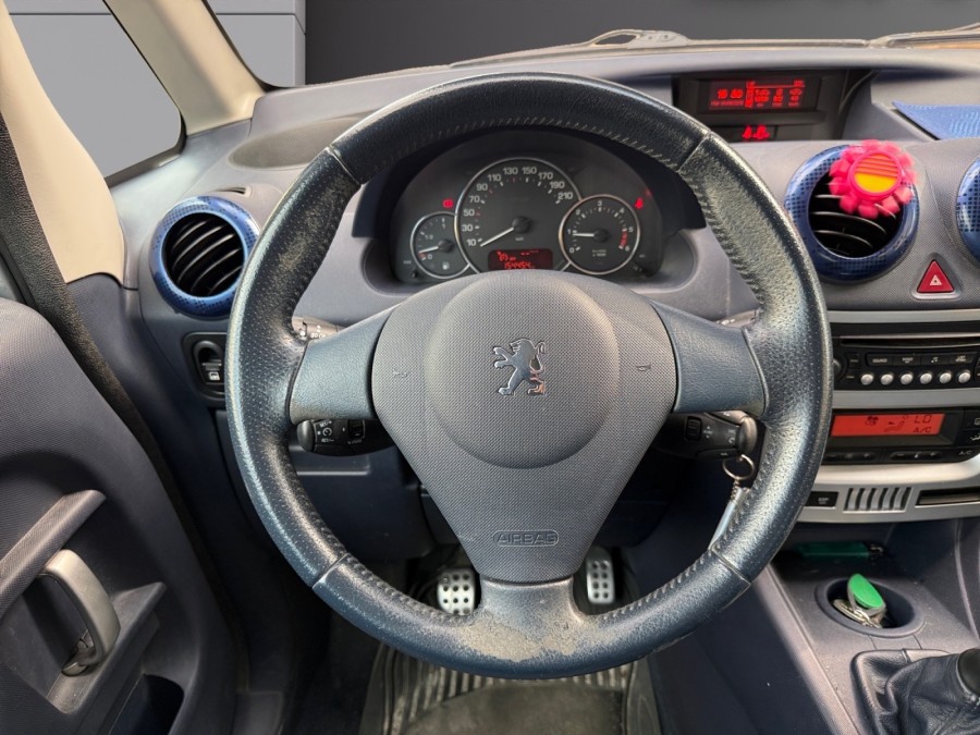 PEUGEOT d'occasion 1007 1.6 HDI- 16V TURBO de 2007 Cannes (06)﻿