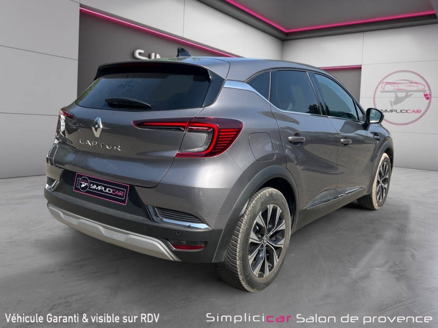 RENAULT d'occasion CAPTUR II 1.3 TCE 140 ZEN de 2023 Salon de