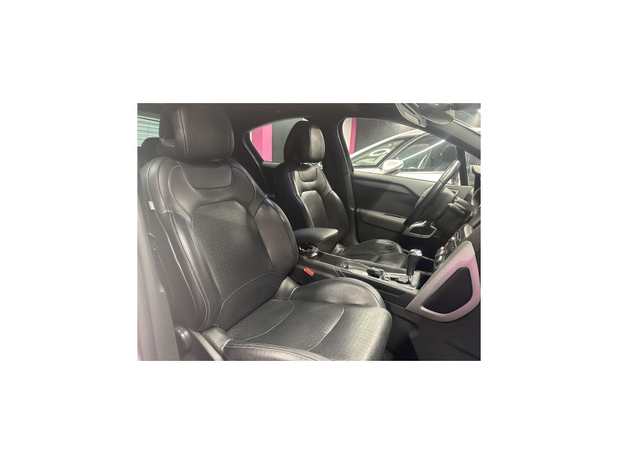 DS d'occasion DS 4 BlueHDi 180 Sport Chic S&S EAT6 de 2015 Villebon