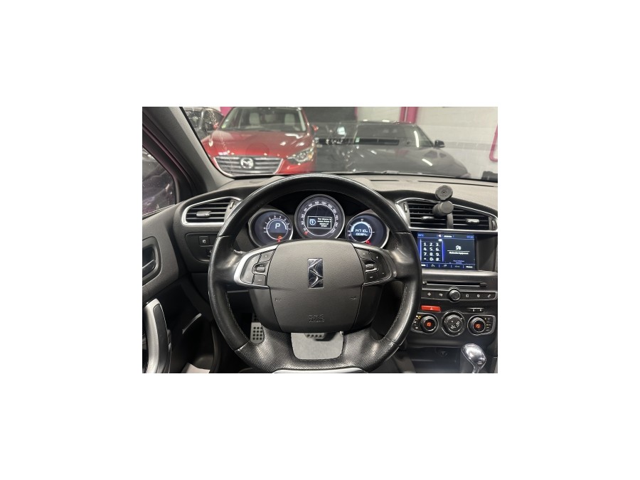 DS d'occasion DS 4 BlueHDi 180 Sport Chic S&S EAT6 de 2015 Villebon