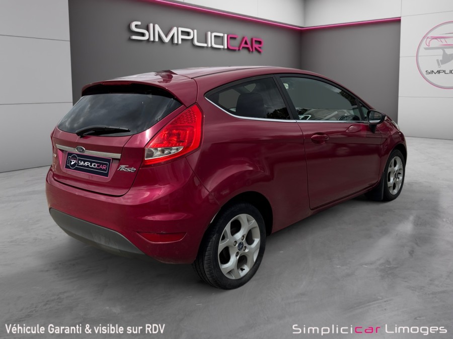 FORD d'occasion FIESTA 1.4 TDCI 68 AMBIENTE de 2009 Limoges (87)﻿