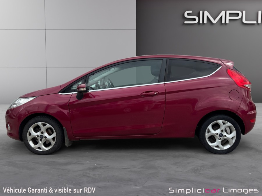 FORD d'occasion FIESTA 1.4 TDCI 68 AMBIENTE de 2009 Limoges (87)﻿