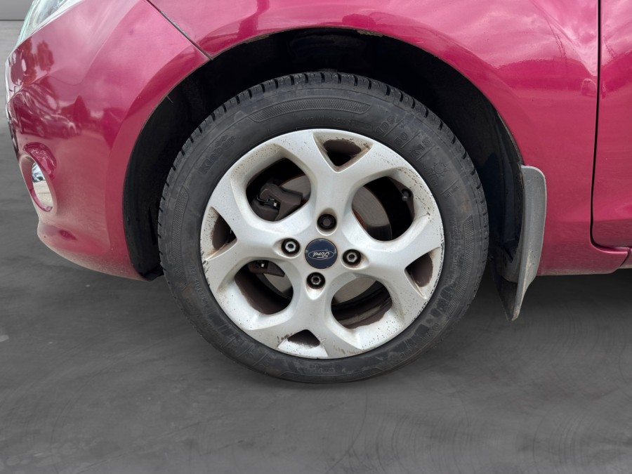 FORD d'occasion FIESTA 1.4 TDCI 68 AMBIENTE de 2009 Limoges (87)﻿
