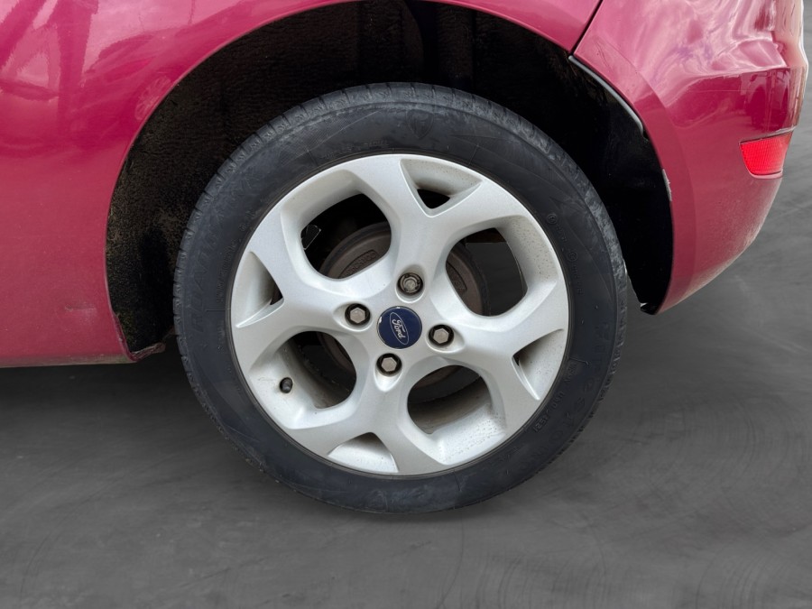 FORD d'occasion FIESTA 1.4 TDCI 68 AMBIENTE de 2009 Limoges (87)﻿
