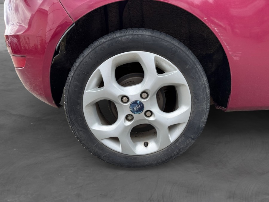 FORD d'occasion FIESTA 1.4 TDCI 68 AMBIENTE de 2009 Limoges (87)﻿