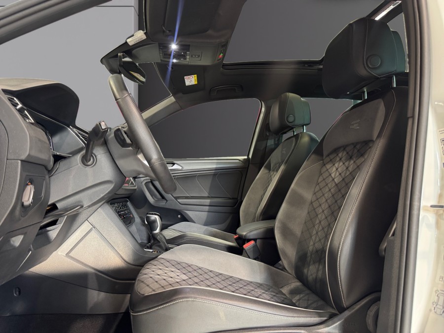 VOLKSWAGEN d'occasion TIGUAN II 2 TDI 150 R-LINE DSG AUTO de 2022