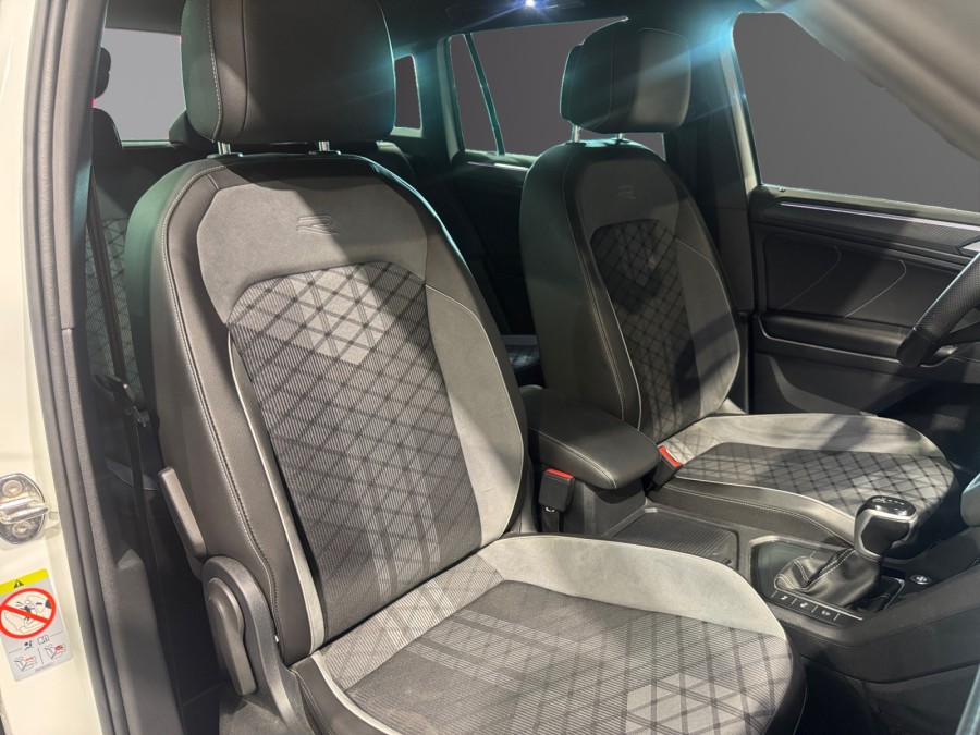 VOLKSWAGEN d'occasion TIGUAN II 2 TDI 150 R-LINE DSG AUTO de 2022