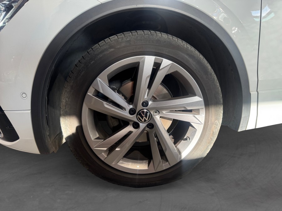 VOLKSWAGEN d'occasion TIGUAN II 2 TDI 150 R-LINE DSG AUTO de 2022