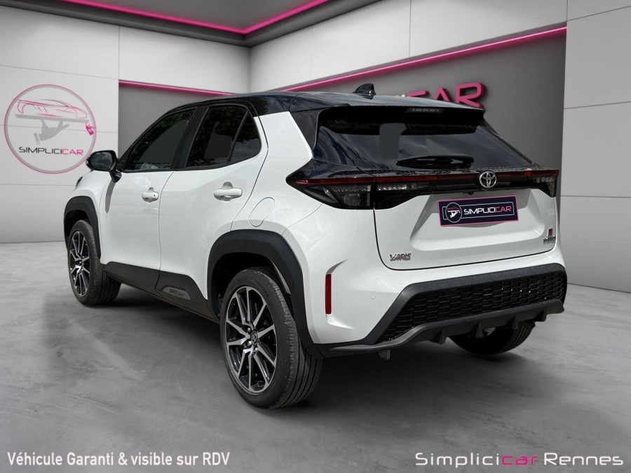 TOYOTA d'occasion YARIS CROSS CROSS 1.5 HYBRIDE 116H GR Sport de 2023