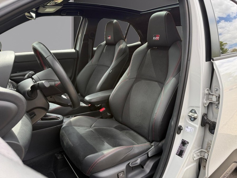 TOYOTA d'occasion YARIS CROSS CROSS 1.5 HYBRIDE 116H GR Sport de 2023