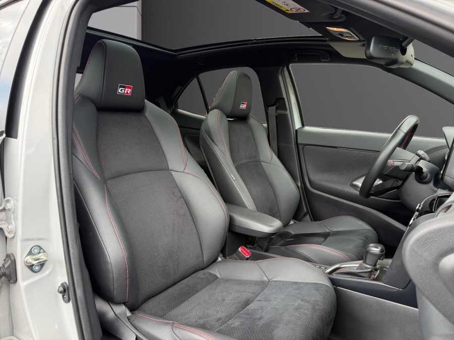 TOYOTA d'occasion YARIS CROSS CROSS 1.5 HYBRIDE 116H GR Sport de 2023