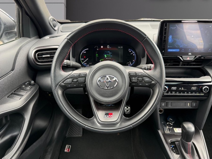TOYOTA d'occasion YARIS CROSS CROSS 1.5 HYBRIDE 116H GR Sport de 2023