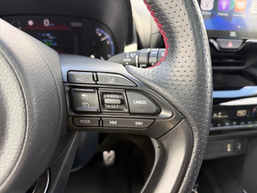 TOYOTA d'occasion YARIS CROSS CROSS 1.5 HYBRIDE 116H GR Sport de 2023