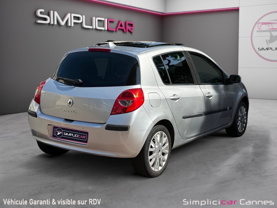 RENAULT d'occasion CLIO III 1.5 DCI 85 EXCEPTION QUICKSHIFT 5 de 2008