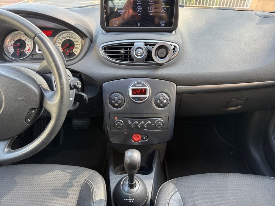 RENAULT d'occasion CLIO III 1.5 DCI 85 EXCEPTION QUICKSHIFT 5 de 2008