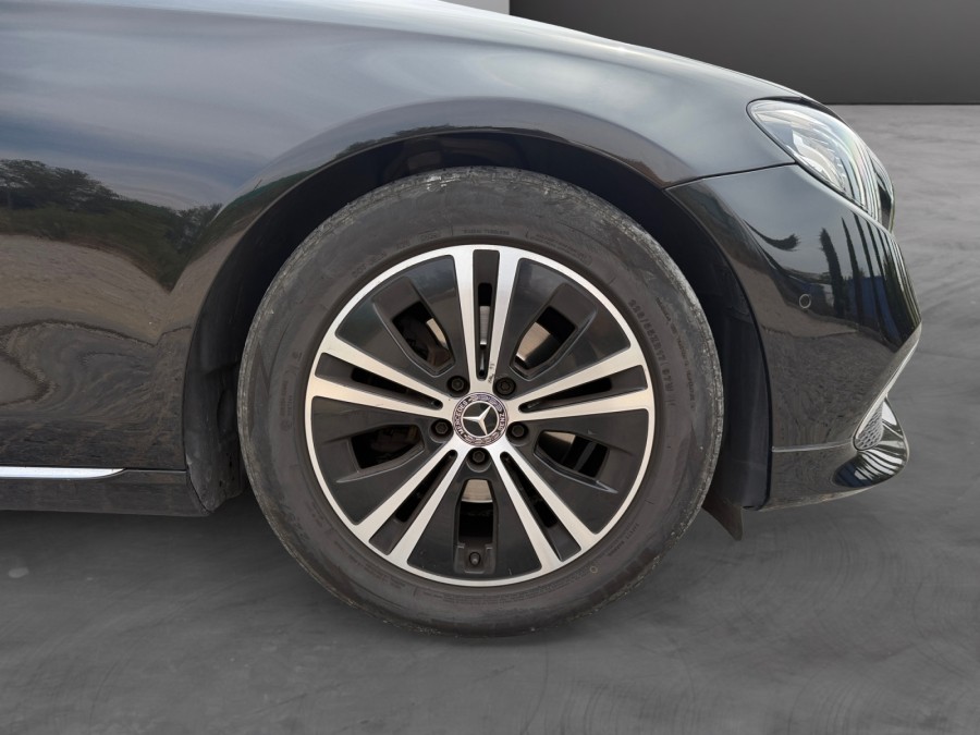 MERCEDES d'occasion CLASSE E 220 d 194ch Avantgarde Line 9G-Tronic