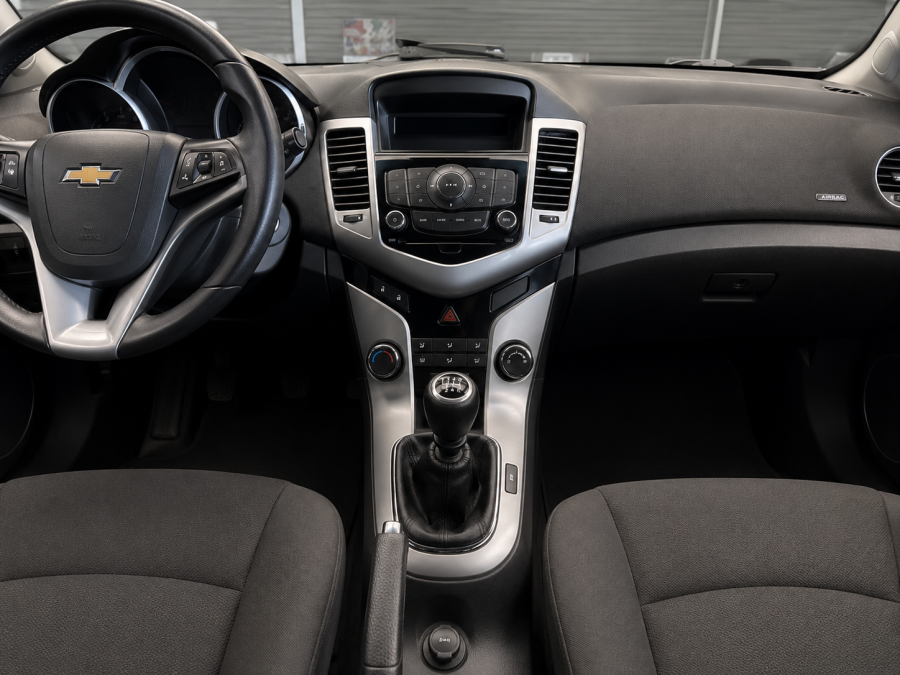 CHEVROLET d'occasion CRUZE 1.6 16V 124 LS PLUS 5 PORTES de 2011 Pau