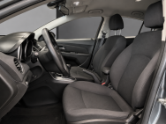 CHEVROLET d'occasion CRUZE 1.6 16V 124 LS PLUS 5 PORTES de 2011 Pau