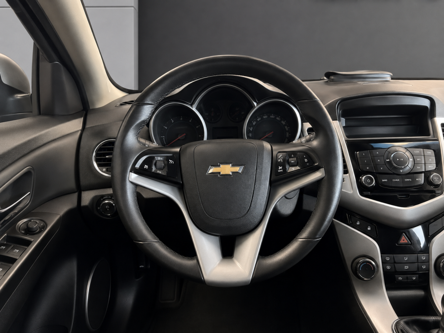 CHEVROLET d'occasion CRUZE 1.6 16V 124 LS PLUS 5 PORTES de 2011 Pau