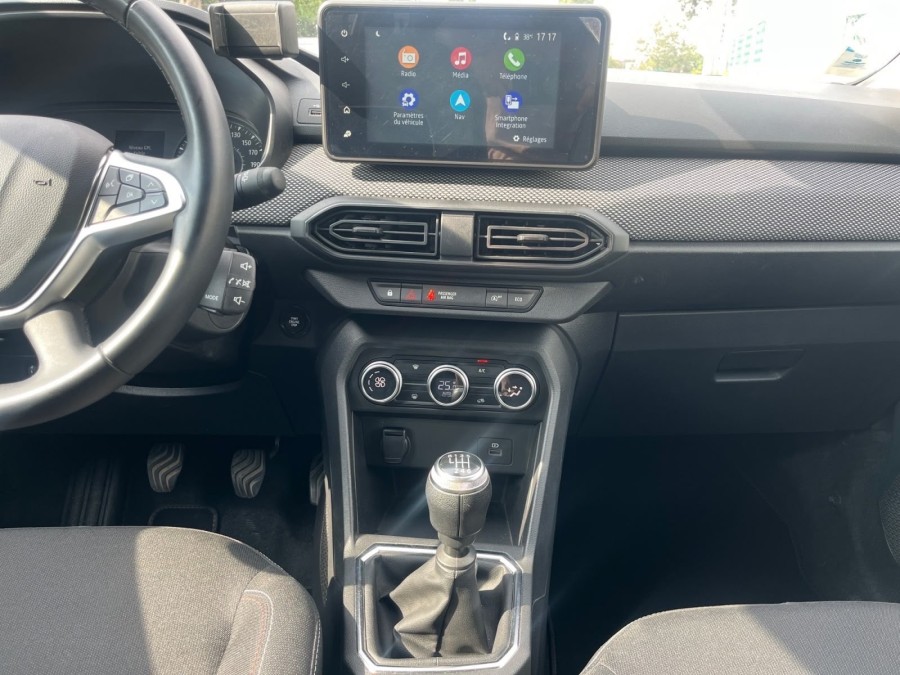 DACIA d'occasion JOGGER 1 ECO G 100 ESSENTIEL de 2022 Salon de
